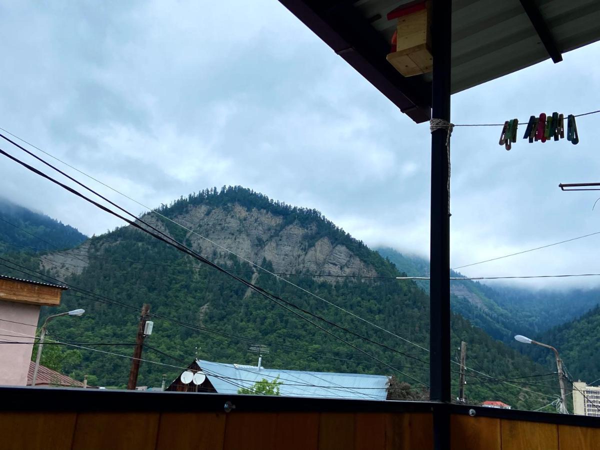 Nina'S Corner Apartment Borjomi ภายนอก รูปภาพ